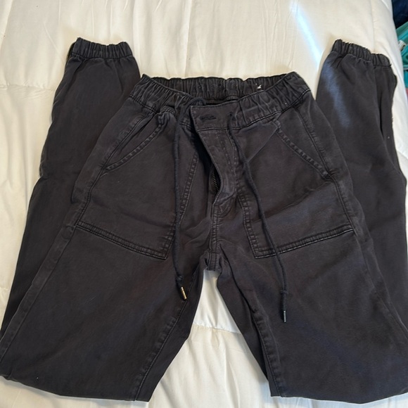 American Eagle dark gray joggers - Picture 1 of 4